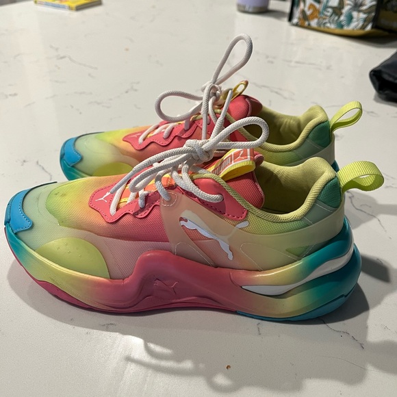 Free People X Puma Movement Sneaker Rainbow 6.5 EUC rainbow sneaker - Picture 6 of 6